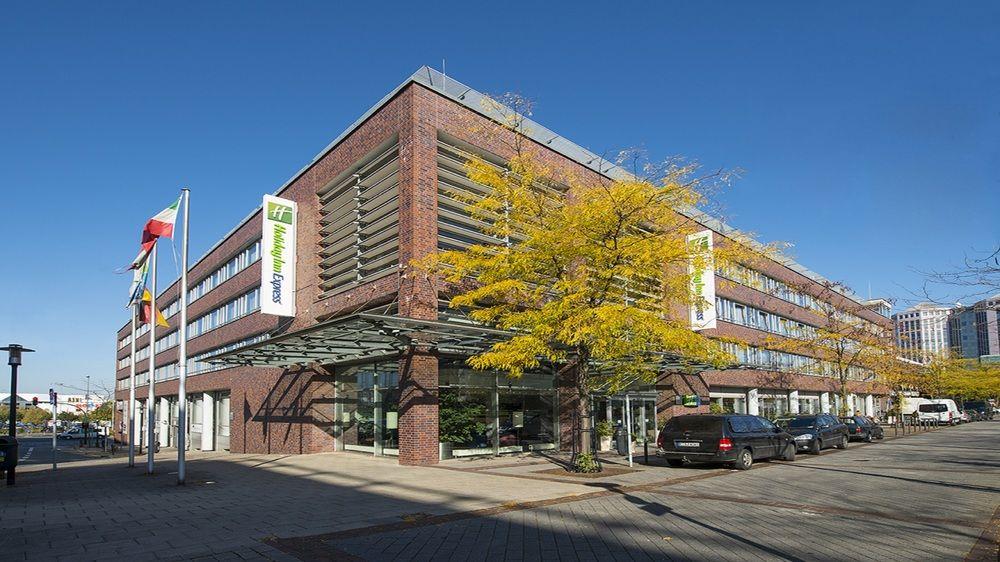Holiday Inn Express Essen - City Centre ภายนอก รูปภาพ