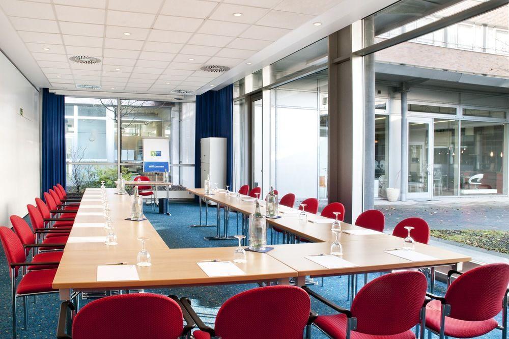 Holiday Inn Express Essen - City Centre ภายนอก รูปภาพ
