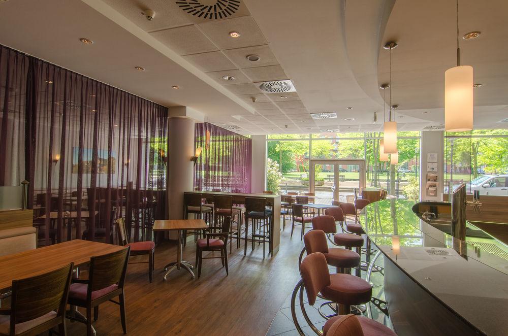 Holiday Inn Express Essen - City Centre ภายนอก รูปภาพ