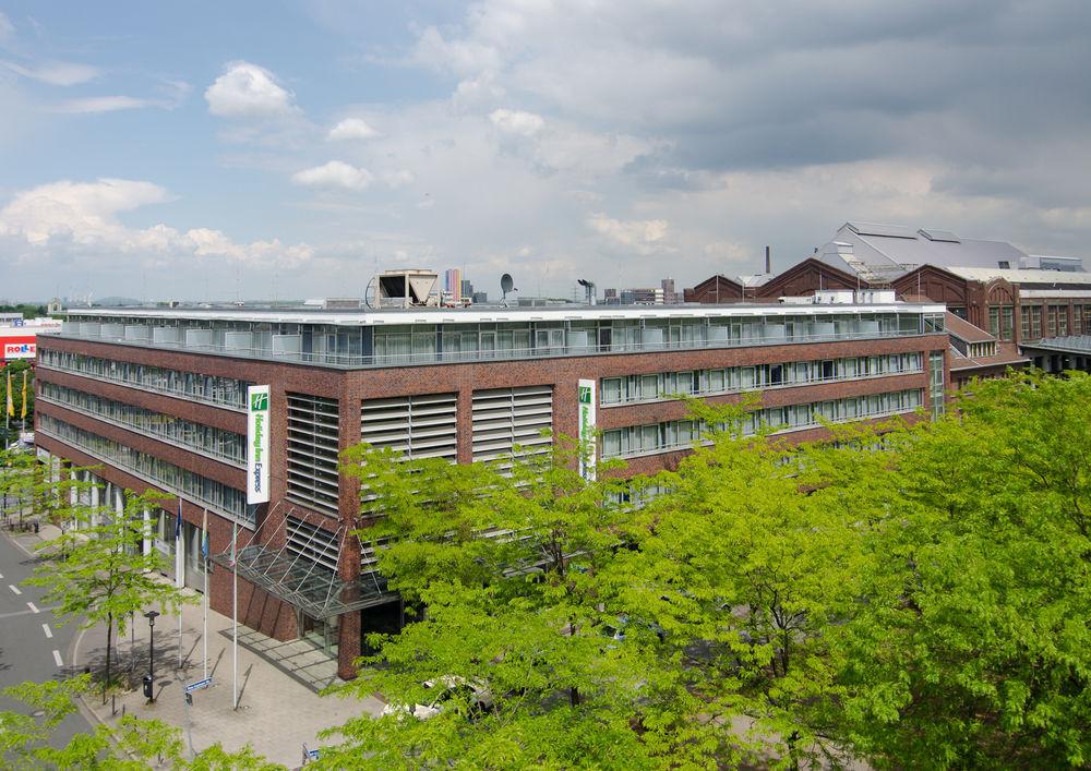 Holiday Inn Express Essen - City Centre ภายนอก รูปภาพ