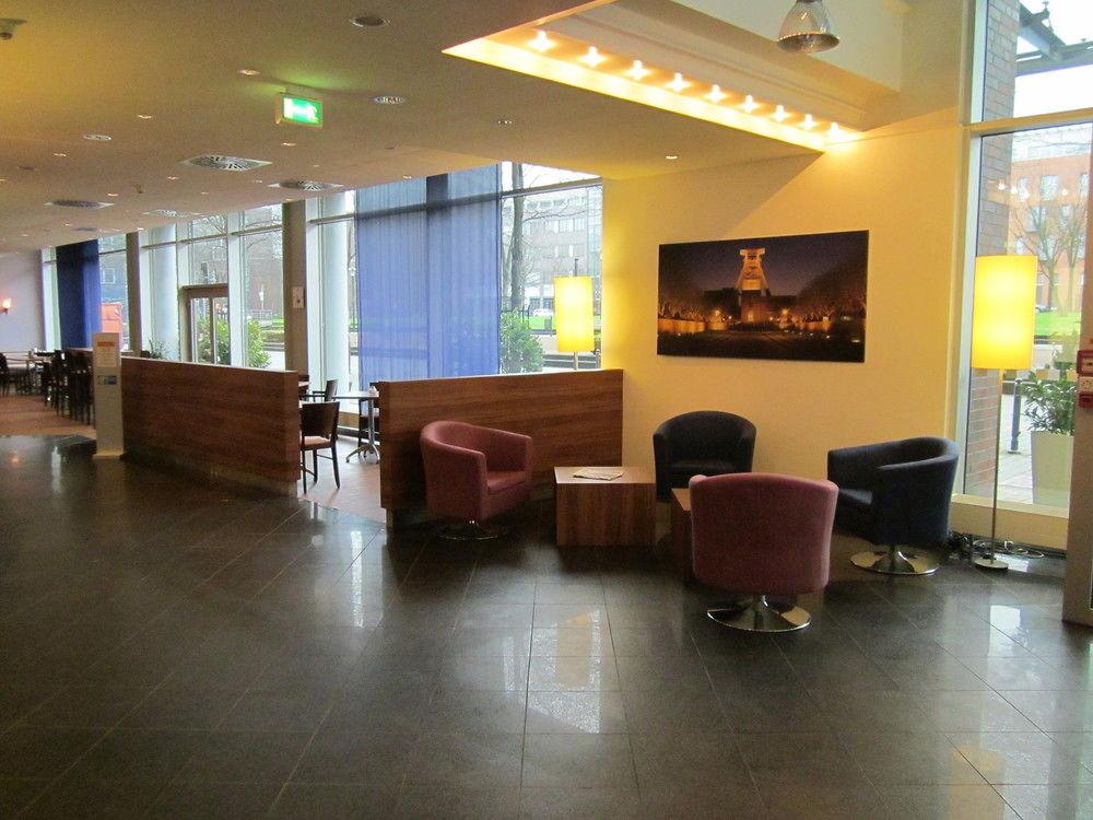 Holiday Inn Express Essen - City Centre ภายนอก รูปภาพ