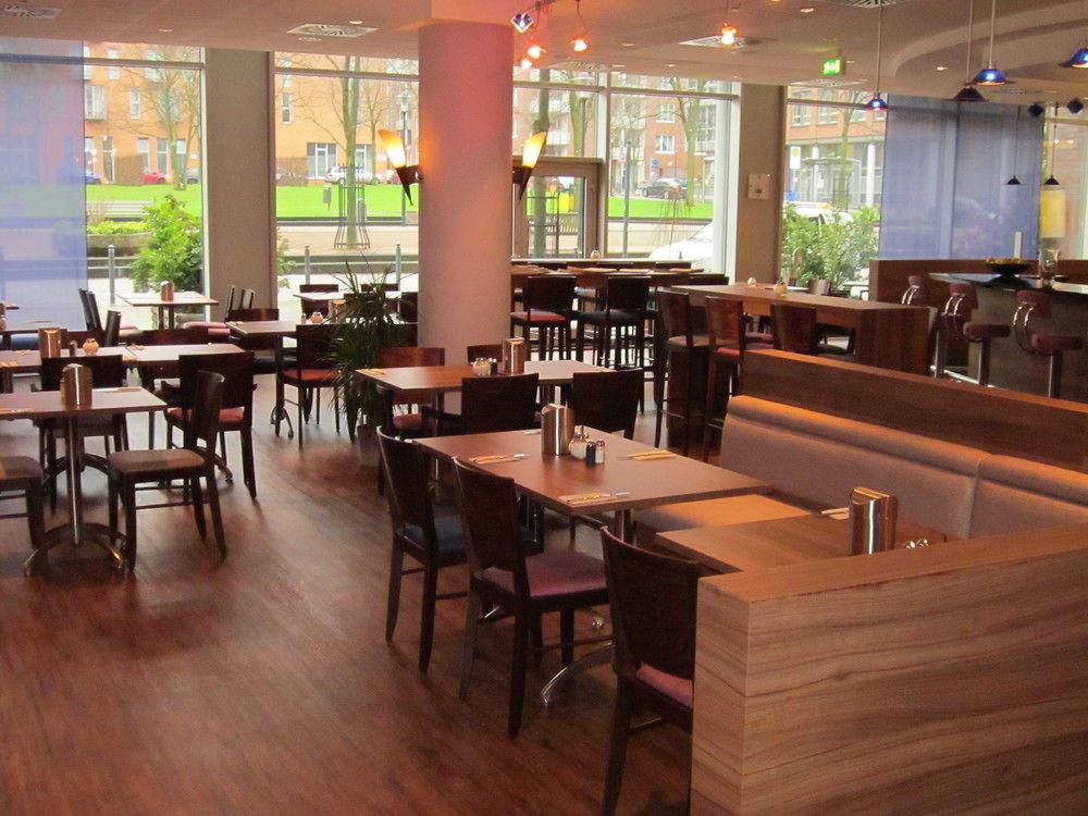 Holiday Inn Express Essen - City Centre ภายนอก รูปภาพ
